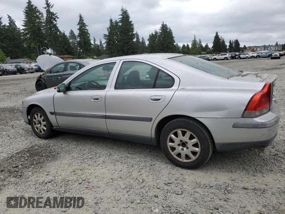 ✅ 2001 Volvo S60 • VIN: YV1RS61N812010029 • Lot: 60041925. Listed on Copart with 282,657 mi. Free auction sales archive from the USA and detailed vehicle history report at DreamBid. Image 2.