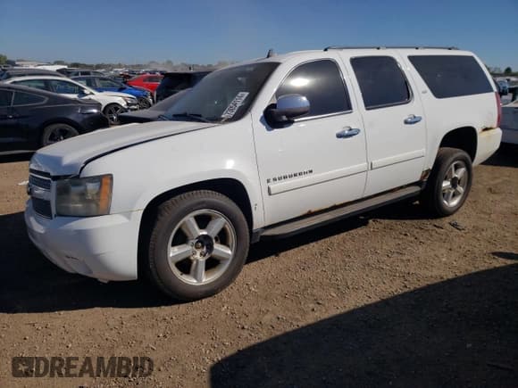 ✅ 2008 Chevrolet Suburban LTZ • VIN: 3GNFK16368G239613 • Lot: 73054114. Wystawiony na Copart z przebiegiem 200 743 mil. Bezpłatny archiwum sprzedaży aukcyjnych z USA i szczegółowy raport historii pojazdu na DreamBid. Zdjęcie 1.