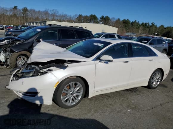 ✅ 2016 Lincoln MKZ • VIN: 3LN6L2GK2GR633528 • Лот: 84655245. Опубликован ранее на Copart с пробегом 192 664 миль. Бесплатный доступ к архиву аукционных продаж из США и подробный отчёт об истории автомобиля на DreamBid. Изображение 9.