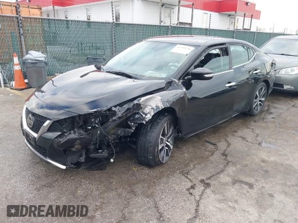 ✅ 2019 Nissan Maxima Platinum • VIN: 1N4AA6AV3KC366377 • Lot: 41295236. Wystawiony na IAAI z przebiegiem 42 987 mil. Bezpłatny archiwum sprzedaży aukcyjnych z USA i szczegółowy raport historii pojazdu na DreamBid. Zdjęcie 2.