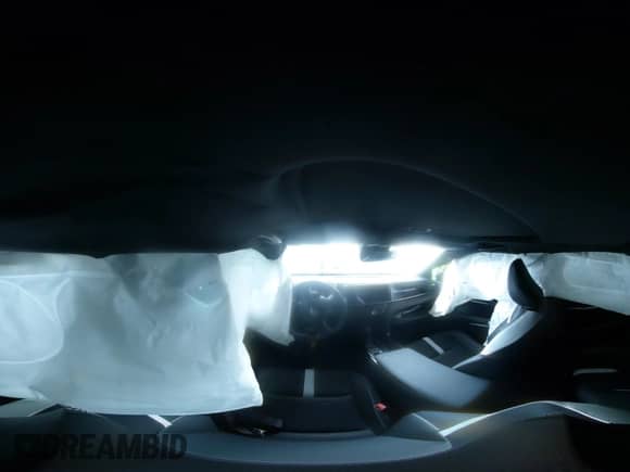 2025 Toyota Camry LE z VIN 4T1DAACK3SU168935, wystawiony jako IAAI lot #43426255 z przebiegiem 8 829 mil mil oraz . Historia ofert i sprzedaży dostępna na DreamBid. Obrazek 18.