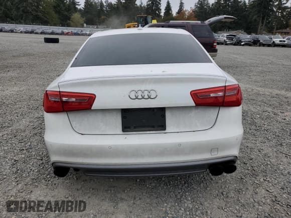 ✅ 2014 Audi S6 Prestige • VIN: WAUF2AFC5EN055448 • Лот: 73227954. Опубликован ранее на Copart с пробегом 98 994 миль. Бесплатный доступ к архиву аукционных продаж из США и подробный отчёт об истории автомобиля на DreamBid. Изображение 6.