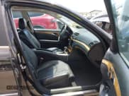 ✅ 2008 Mercedes-Benz E 550 Sport • VIN: WDBUF72X38B228642 • Лот: 42986294. Опубликован ранее на IAAI с пробегом 179 869 миль. Бесплатный доступ к архиву аукционных продаж из США и подробный отчёт об истории автомобиля на DreamBid. Изображение 5.