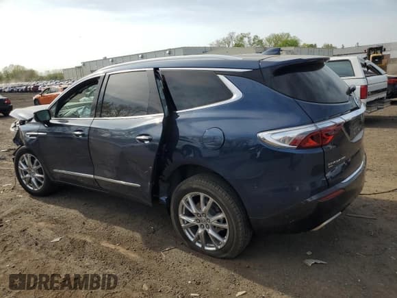 ✅ 2024 Buick Enclave Essence • VIN: 5GAEVAKW7RJ108834 • Lot: 55072515. Wystawiony na Copart z przebiegiem 19 483 mil. Bezpłatny archiwum sprzedaży aukcyjnych z USA i szczegółowy raport historii pojazdu na DreamBid. Zdjęcie 2.