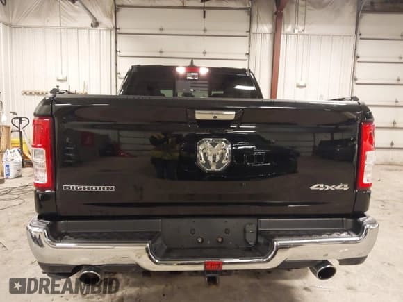 ✅ 2020 Ram 1500 Big Horn • VIN: 1C6SRFMT1LN242283 • Lot: 43750083. Listed on IAAI with 60,664 mi. Free auction sales archive from the USA and detailed vehicle history report at DreamBid. Image 16.