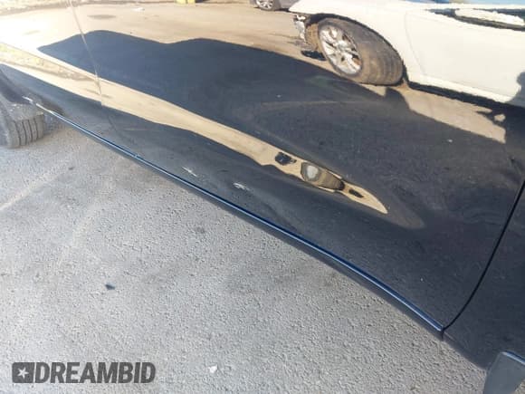 ✅ 2019 Chevrolet Silverado 1500 LT • VIN: 1GCUYDED1KZ148153 • Lot: 43653605. Wystawiony na IAAI z przebiegiem 79 587 mil. Bezpłatny archiwum sprzedaży aukcyjnych z USA i szczegółowy raport historii pojazdu na DreamBid. Zdjęcie 6.