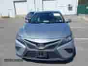 2019 Toyota Camry LE z VIN 4T1B11HK5KU719169, wystawiony jako IAAI lot #41972503 z przebiegiem 194 259 mil mil oraz . Historia ofert i sprzedaży dostępna na DreamBid. Obrazek 12.