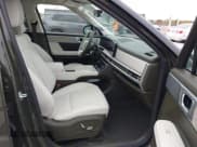 ✅ 2025 Hyundai Santa Fe Calligraphy • VIN: 5NMP5DGL1SH108606 • Lot: 43502323. Wystawiony na IAAI z przebiegiem 6 438 mil. Bezpłatny archiwum sprzedaży aukcyjnych z USA i szczegółowy raport historii pojazdu na DreamBid. Zdjęcie 5.