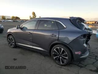 ✅ 2023 VinFast VF 8 Plus • VIN: RLLV1AFA8PH003304 • Lot: 80117494. Wystawiony na Copart z przebiegiem 31 863 mil. Bezpłatny archiwum sprzedaży aukcyjnych z USA i szczegółowy raport historii pojazdu na DreamBid. Zdjęcie 2.