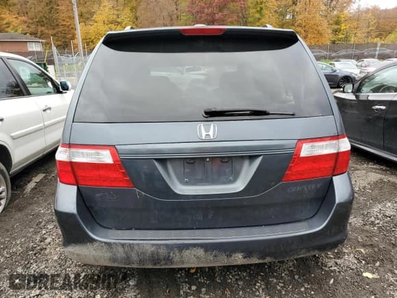 ✅ 2005 Honda Odyssey EX-L • VIN: 5FNRL387X5B030925 • Lot: 90839255. Listed on Copart with 163,476 mi. Free auction sales archive from the USA and detailed vehicle history report at DreamBid. Image 6.