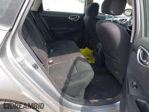 ✅ 2014 Nissan Sentra S • VIN: 3N1AB7AP0EY239499 • Lot: 42946049. Wystawiony na IAAI z przebiegiem 142 985 mil. Bezpłatny archiwum sprzedaży aukcyjnych z USA i szczegółowy raport historii pojazdu na DreamBid. Zdjęcie 8.