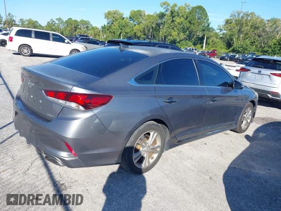 ✅ 2018 Hyundai Sonata SEL • VIN: 5NPE34AF2JH646331 • Lot: 43595444. Listed on IAAI with 89,363 mi. Free auction sales archive from the USA and detailed vehicle history report at DreamBid. Image 4.