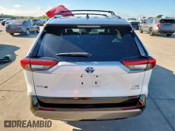 ✅ 2021 Toyota RAV4 Hybrid XSE • VIN: 2T3E6RFV9MW012919 • Lot: 83765505. Listed on Copart with 58,025 mi. Free auction sales archive from the USA and detailed vehicle history report at DreamBid. Image 6.