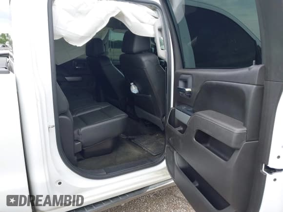 ✅ 2017 Chevrolet Silverado 2500HD LT • VIN: 1GC1KVEG6HF101957 • Lot: 42343984. Listed on IAAI with 313,934 mi. Free auction sales archive from the USA and detailed vehicle history report at DreamBid. Image 8.