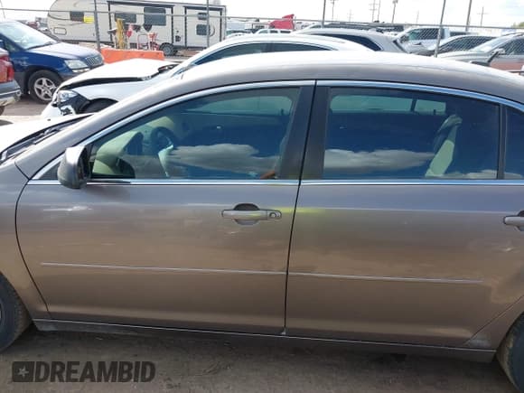 ✅ 2010 Chevrolet Malibu 1LS • VIN: 1G1ZB5EB1AF233126 • Lot: 43414584. Wystawiony na IAAI z przebiegiem 101 416 mil. Bezpłatny archiwum sprzedaży aukcyjnych z USA i szczegółowy raport historii pojazdu na DreamBid. Zdjęcie 14.