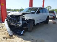 ✅ 2025 Jeep Grand Cherokee Limited • VIN: 1C4RJGBG0SC283119 • Лот: 42287401. Опубликован ранее на IAAI с пробегом 2 721 миль. Бесплатный доступ к архиву аукционных продаж из США и подробный отчёт об истории автомобиля на DreamBid. Изображение 18.