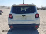 ✅ 2017 Jeep Renegade Latitude • VIN: ZACCJABB0HPG26653 • Lot: 43349795. Listed on IAAI with 102,901 mi. Free auction sales archive from the USA and detailed vehicle history report at DreamBid. Image 16.