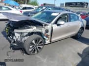 ✅ 2023 Volvo S60 • VIN: 7JRH60FA9PG234609 • Lot: 42207761. Wystawiony na IAAI z przebiegiem 14 845 mil. Bezpłatny archiwum sprzedaży aukcyjnych z USA i szczegółowy raport historii pojazdu na DreamBid. Zdjęcie 20.