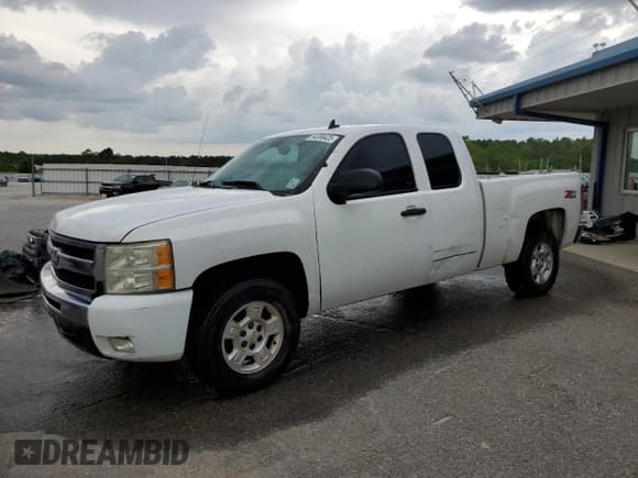 ✅ 2009 Chevrolet Silverado 1500 LT • VIN: 1GCEK29059Z137569 • Лот: 54386425. Опубликован ранее на Copart с пробегом 363 955 миль. Бесплатный доступ к архиву аукционных продаж из США и подробный отчёт об истории автомобиля на DreamBid. Изображение 1.