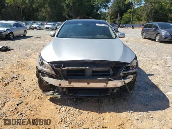 2015 Hyundai Genesis 3.8L with VIN KMHGN4JE6FU088714, listed as a Copart auction lot 82399455 with 201,373 mi miles and Salvage title. Bid and sale history available at DreamBid. Image 5.