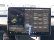 ✅ 2021 Tesla Model 3 Standard Range Plus • VIN: 5YJ3E1EA4MF982032 • Lot: 42271923. Wystawiony na IAAI z przebiegiem 46 651 mil. Bezpłatny archiwum sprzedaży aukcyjnych z USA i szczegółowy raport historii pojazdu na DreamBid. Zdjęcie 7.