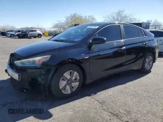 ✅ 2018 Hyundai Ioniq Blue • VIN: KMHC65LC6JU060871 • Lot: 45562585. Wystawiony na Copart z przebiegiem 114 625 mil. Bezpłatny archiwum sprzedaży aukcyjnych z USA i szczegółowy raport historii pojazdu na DreamBid. Zdjęcie 1.