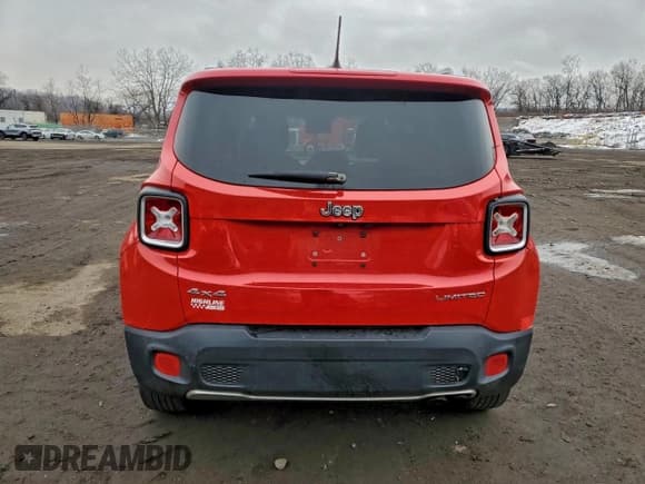 ✅ 2016 Jeep Renegade Limited • VIN: ZACCJBDT8GPD37899 • Lot: 96447205. Wystawiony na Copart z przebiegiem 165 026 mil. Bezpłatny archiwum sprzedaży aukcyjnych z USA i szczegółowy raport historii pojazdu na DreamBid. Zdjęcie 6.