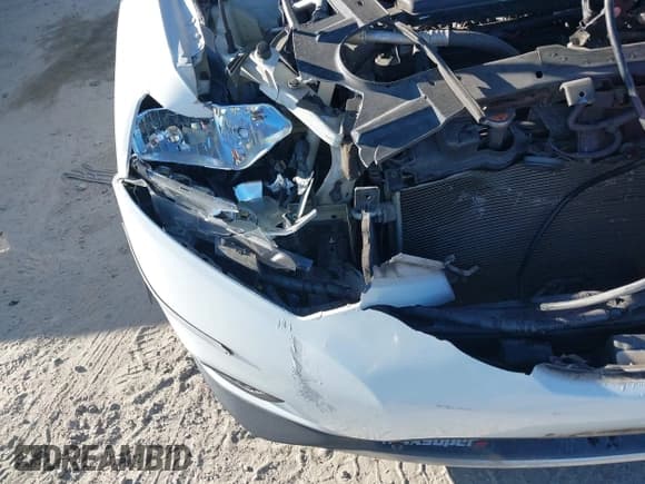 ✅ 2015 Nissan Rogue SL • VIN: 5N1AT2MT5FC837339 • Lot: 43495816. Wystawiony na IAAI z przebiegiem 205 716 mil. Bezpłatny archiwum sprzedaży aukcyjnych z USA i szczegółowy raport historii pojazdu na DreamBid. Zdjęcie 6.