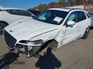 ✅ 2022 Genesis GV70 Sport • VIN: KMUMCDTC1NU035343 • Lot: 40788562. Wystawiony na IAAI z przebiegiem Nie podano. Bezpłatny archiwum sprzedaży aukcyjnych z USA i szczegółowy raport historii pojazdu na DreamBid. Zdjęcie 2.