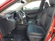 ✅ 2022 Toyota Corolla Cross XLE • VIN: 7MUDAAAG1NV026102 • Лот: 86990265. Опубликован ранее на Copart с пробегом 11 858 миль. Бесплатный доступ к архиву аукционных продаж из США и подробный отчёт об истории автомобиля на DreamBid. Изображение 7.