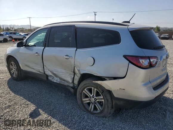 ✅ 2016 Chevrolet Traverse LT • VIN: 1GNKRGKD7GJ347828 • Lot: 71886504. Wystawiony na Copart z przebiegiem 103 237 mil. Bezpłatny archiwum sprzedaży aukcyjnych z USA i szczegółowy raport historii pojazdu na DreamBid. Zdjęcie 2.