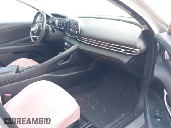 2021 Hyundai Elantra SEL z VIN 5NPLN4AG1MH012443, wystawiony jako IAAI lot #41209499 z przebiegiem 57 829 mil mil oraz . Historia ofert i sprzedaży dostępna na DreamBid. Obrazek 5.