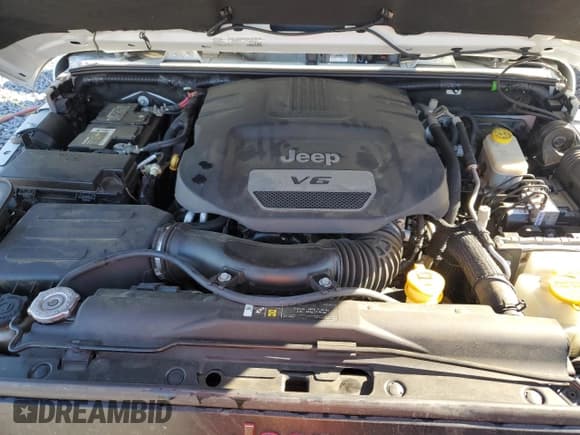 ✅ 2018 Jeep Wrangler Unlimited Rubicon Recon • VIN: 1C4BJWFG8JL849340 • Lot: 91304235. Listed on Copart with 104,700 mi. Free auction sales archive from the USA and detailed vehicle history report at DreamBid. Image 12.