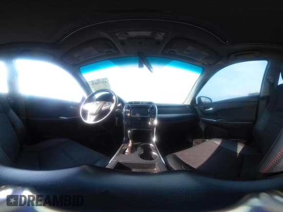 ✅ 2017 Toyota Camry XLE • VIN: 4T1BF1FK1HU708683 • Lot: 43221071. Listed on IAAI with 124,033 mi. Free auction sales archive from the USA and detailed vehicle history report at DreamBid. Image 18.