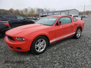 ✅ 2012 Ford Mustang V6 • VIN: 1ZVBP8AM5C5287814 • Lot: 90026175. Listed on Copart with 104,080 mi. Free auction sales archive from the USA and detailed vehicle history report at DreamBid. Image 1.