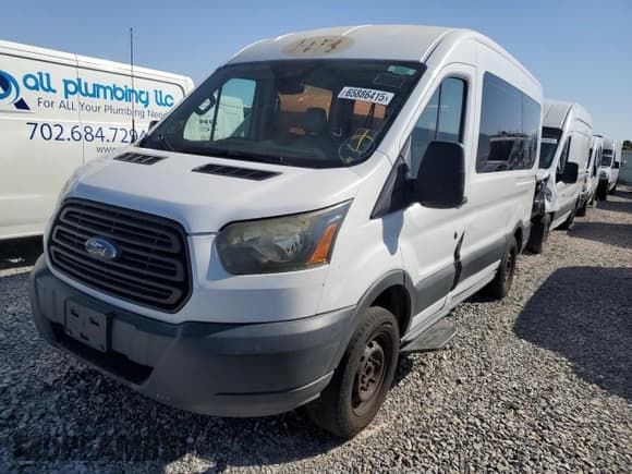 ✅ 2016 Ford Transit Cargo • VIN: 1FTYE1CM3GKB06921 • Lot: 65886415. Listed on Copart with 147,902 mi. Free auction sales archive from the USA and detailed vehicle history report at DreamBid. Image 1.