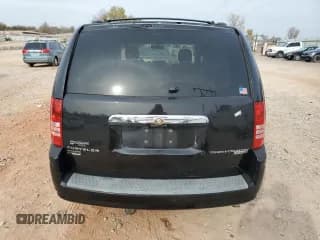 ✅ 2009 Chrysler Town & Country LX • VIN: 2A8HR44E79R567176 • Лот: 93893015. Опубликован ранее на Copart с пробегом 170 612 миль. Бесплатный доступ к архиву аукционных продаж из США и подробный отчёт об истории автомобиля на DreamBid. Изображение 6.