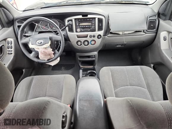 ✅ 2004 Mazda Tribute LX • VIN: 4F2YZ04164KM12932 • Lot: 58793955. Wystawiony na Copart z przebiegiem 127 219 mil. Bezpłatny archiwum sprzedaży aukcyjnych z USA i szczegółowy raport historii pojazdu na DreamBid. Zdjęcie 8.