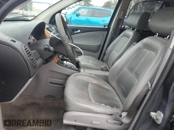 ✅ 2007 Saturn VUE V6 • VIN: 5GZCZ53467S849481 • Lot: 49244945. Wystawiony na Copart z przebiegiem 270 502 mil. Bezpłatny archiwum sprzedaży aukcyjnych z USA i szczegółowy raport historii pojazdu na DreamBid. Zdjęcie 7.