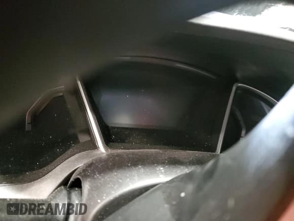 ✅ 2017 Honda Civic EX • VIN: 2HGFC2F7XHH530244 • Лот: 92415955. Опубликован ранее на Copart с пробегом Не указан. Бесплатный доступ к архиву аукционных продаж из США и подробный отчёт об истории автомобиля на DreamBid. Изображение 9.