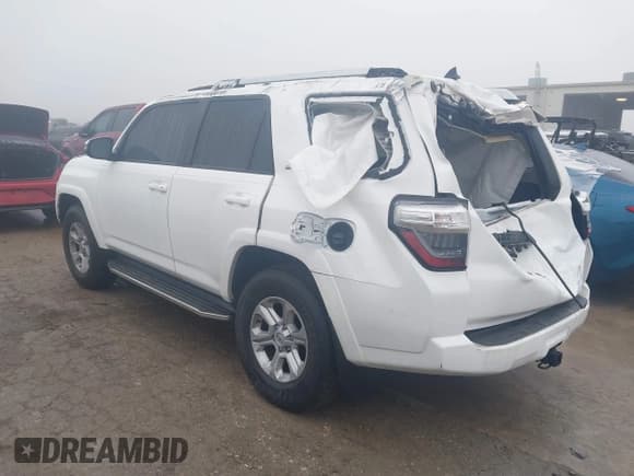 ✅ 2015 Toyota 4Runner SR5 • VIN: JTEZU5JR9F5091203 • Lot: 41444822. Listed on IAAI with 66,205 mi. Free auction sales archive from the USA and detailed vehicle history report at DreamBid. Image 3.