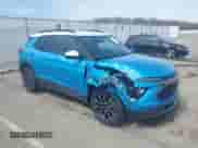 2025 Chevrolet TrailBlazer ACTIV с VIN KL79MVSL9SB080158, выставлен на аукционе IAAI как лот 41854731 с пробегом 1 581 миль миль и . История ставок и продаж доступна на DreamBid. Изображение 1.