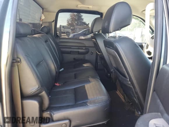 ✅ 2010 Chevrolet Silverado 2500HD LT • VIN: 1GC4KXBG9AF137337 • Лот: 84866935. Опубликован ранее на Copart с пробегом 150 189 миль. Бесплатный доступ к архиву аукционных продаж из США и подробный отчёт об истории автомобиля на DreamBid. Изображение 10.