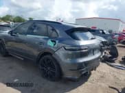 ✅ 2021 Porsche Cayenne • VIN: WP1AH2AY3MDA38073 • Lot: 42504987. Listed on IAAI with 38,624 mi. Free auction sales archive from the USA and detailed vehicle history report at DreamBid. Image 3.