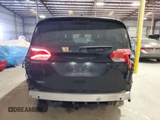 ✅ 2019 Chrysler Pacifica Touring L • VIN: 2C4RC1BG9KR630557 • Lot: 90996665. Wystawiony na Copart z przebiegiem 70 878 mil. Bezpłatny archiwum sprzedaży aukcyjnych z USA i szczegółowy raport historii pojazdu na DreamBid. Zdjęcie 6.