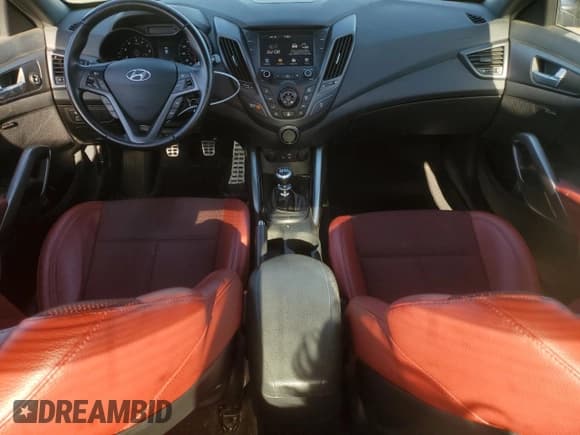 ✅ 2017 Hyundai Veloster Turbo R-Spec • VIN: KMHTC6AE8HU316991 • Lot: 78545564. Wystawiony na Copart z przebiegiem 86 656 mil. Bezpłatny archiwum sprzedaży aukcyjnych z USA i szczegółowy raport historii pojazdu na DreamBid. Zdjęcie 8.