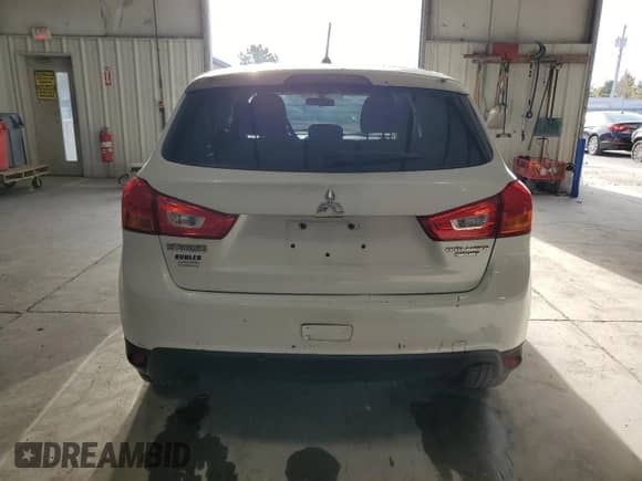 2015 Mitsubishi Outlander ES с VIN 4A4AP3AU6FE006943, выставлен на аукционе Copart как лот 82784925 с пробегом 105 197 миль миль и Чистый • Clean title. История ставок и продаж доступна на DreamBid. Изображение 6.