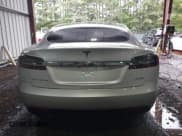 ✅ 2017 Tesla Model S 100D • VIN: 5YJSA1E2XHF197827 • Лот: 43257850. Опубликован ранее на IAAI с пробегом 152 489 миль. Бесплатный доступ к архиву аукционных продаж из США и подробный отчёт об истории автомобиля на DreamBid. Изображение 17.