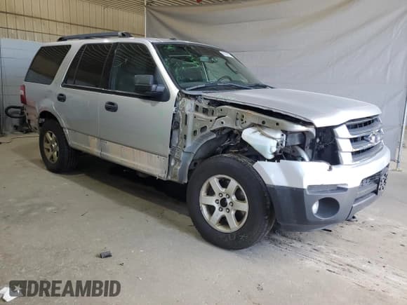 ✅ 2016 Ford Expedition XL • VIN: 1FMJU1GT0GEF45963 • Лот: 68939115. Опубликован ранее на Copart с пробегом 186 765 миль. Бесплатный доступ к архиву аукционных продаж из США и подробный отчёт об истории автомобиля на DreamBid. Изображение 4.