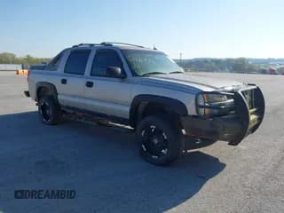 ✅ 2005 Chevrolet Avalanche LS • VIN: 3GNEC12Z25G220698 • Lot: 41961705. Listed on IAAI with 167,644 mi. Free auction sales archive from the USA and detailed vehicle history report at DreamBid. Image 1.
